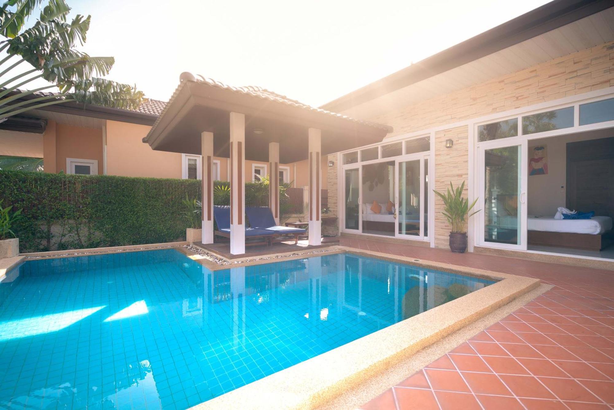 Rawai Private Villas - Pools And Garden חדר תמונה